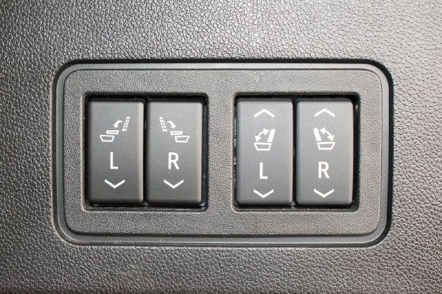 Used 2024 Cadillac XT6 Sport AWD/4WD image 16
