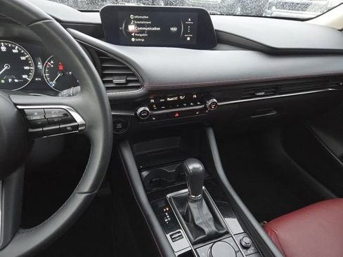 Used 2025 MAZDA MAZDA3 s image 33