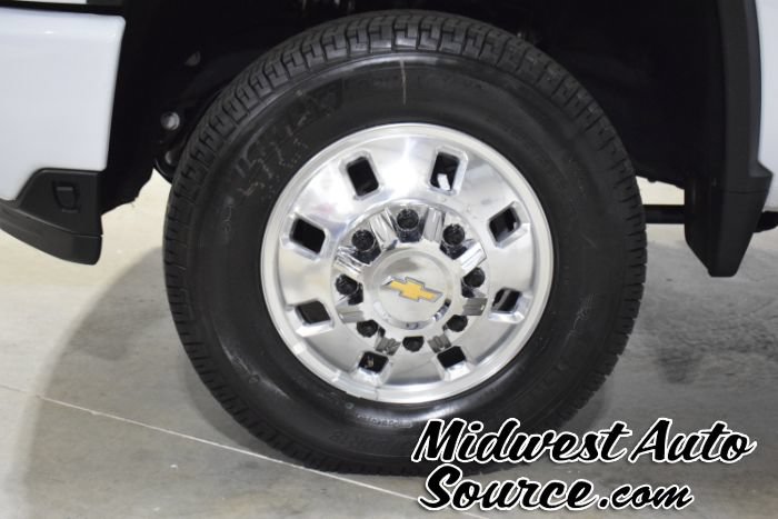 Used 2026 Chevrolet Silverado 3500 High Country w/ High Country Premium Package AWD/4WD image 7
