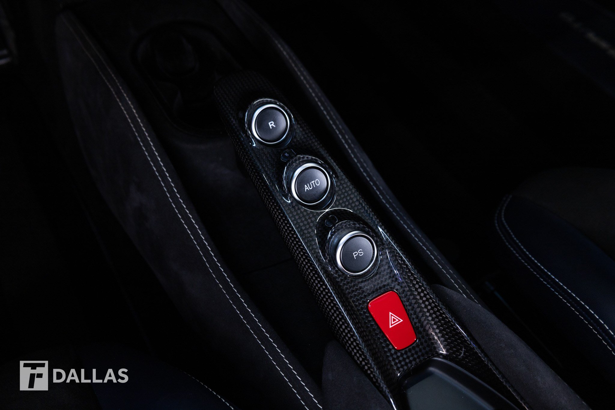 Used 2020 Ferrari F8 Tributo RWD image 39