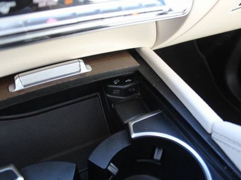 Used 2022 Mercedes-Benz GLE 350 4MATIC image 30