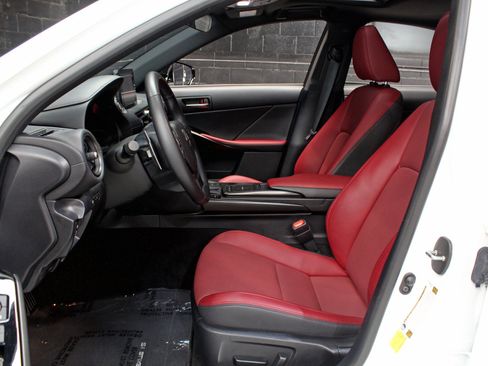 Used 2024 Lexus IS 350 F Sport RWD image 36