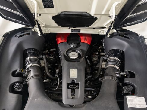 Used 2017 Ferrari 488 Spider RWD image 70