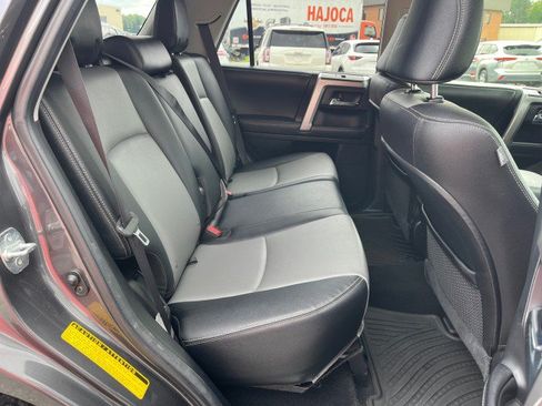 Used 2016 Toyota 4Runner SR5 Premium AWD/4WD image 17