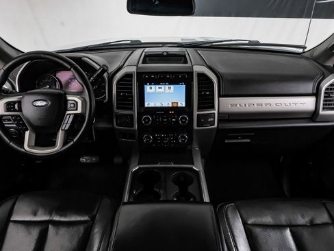 Used 2020 Ford F250 Lariat image 14