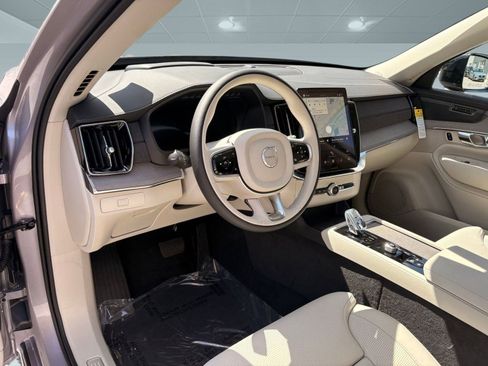 New 2026 Volvo XC90 B6 Ultra w/ Protection Package image 4