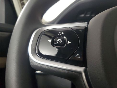 Certified 2026 Volvo XC90 B6 Plus AWD/4WD image 22