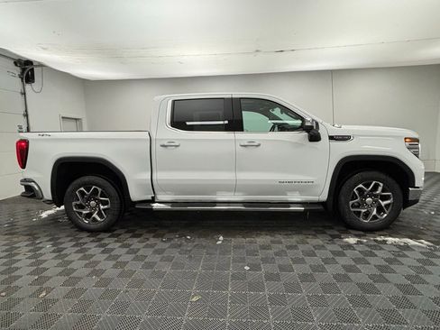 New 2026 GMC Sierra 1500 SLT w/ SLT Premium Package image 7
