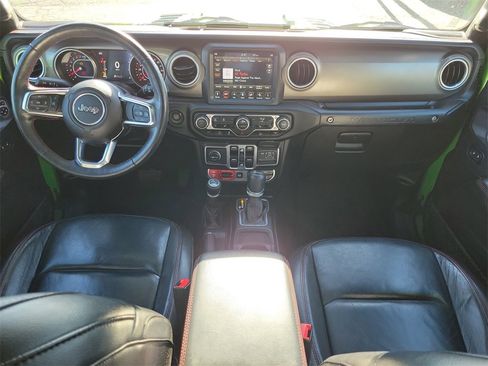 Used 2018 Jeep Wrangler Unlimited Rubicon image 10