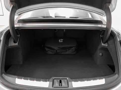 New 2025 Porsche Taycan image 14