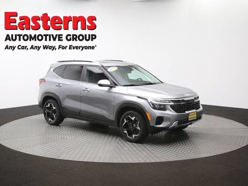 Used 2024 Kia Seltos EX AWD/4WD image 50