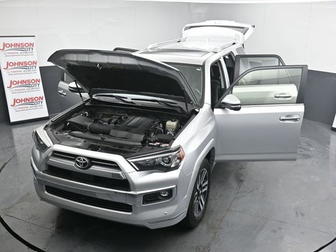 Used 2022 Toyota 4Runner Limited image 42