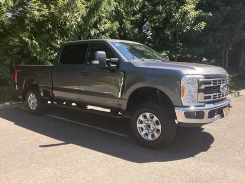 Used 2023 Ford F350 XLT w/ 360-Degree Camera Package AWD/4WD image 9