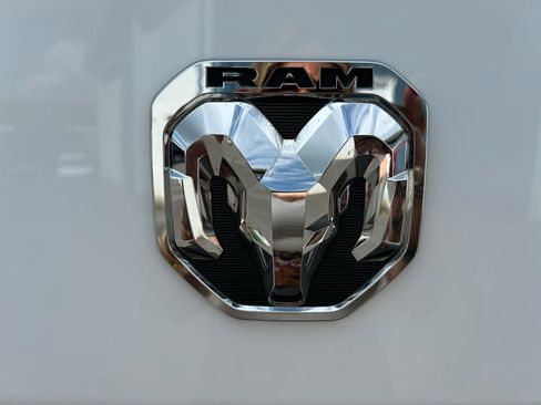 Used 2025 RAM ProMaster 2500 w/ U-Haul Equipment Group FWD image 37