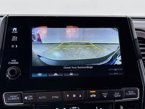 Used 2024 Honda Odyssey EX-L image 17