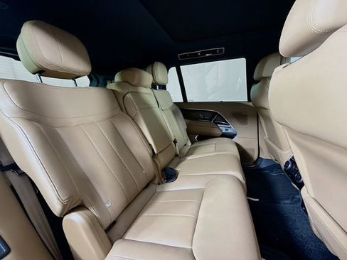 Used 2025 Land Rover Range Rover Long Wheelbase SE image 29