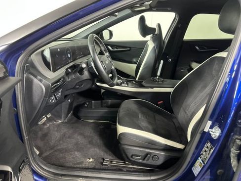 Used 2022 Kia EV6 GT-Line w/ GT-Line Suede Seat Package image 11