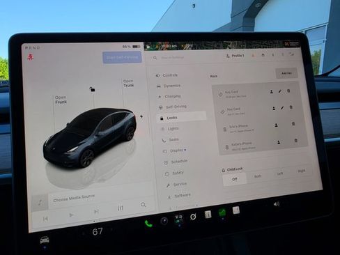 Used 2025 Tesla Model Y Long Range RWD image 45