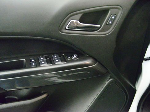 Used 2022 GMC Canyon AT4 w/ Trailering Package image 25