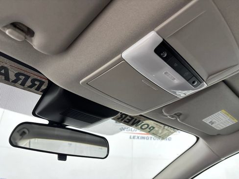 Used 2024 Nissan Sentra SV FWD image 18