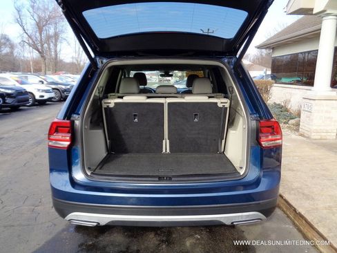 Used 2018 Volkswagen Atlas SE image 24