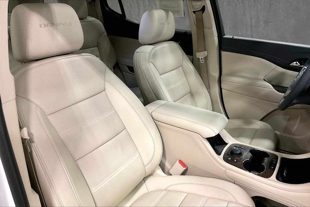 Used 2023 GMC Acadia Denali AWD/4WD image 31