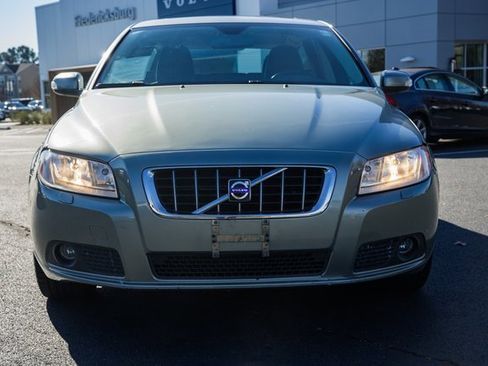 Used 2008 Volvo V70 image 3