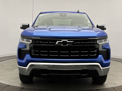 Used 2025 Chevrolet Silverado 1500 LT RWD image 2