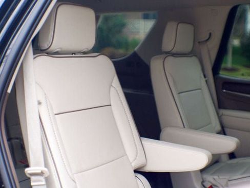 Used 2023 GMC Yukon Denali image 50