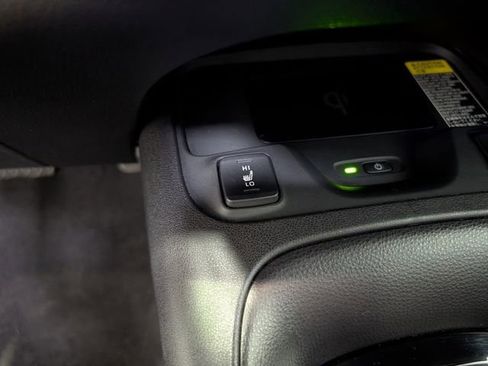 Used 2025 Toyota Corolla XSE image 22