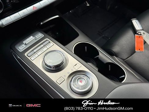 Used 2023 Genesis GV70 2.5T w/ Advanced Package AWD/4WD image 34