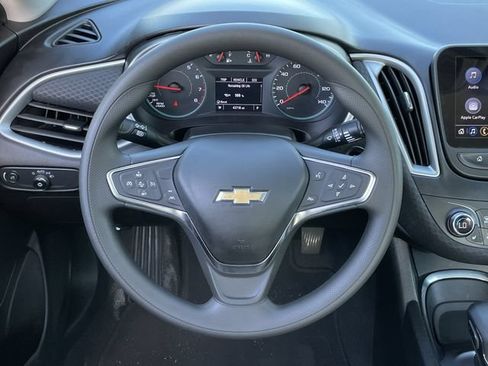 Used 2023 Chevrolet Malibu LT FWD image 12