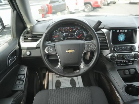 Used 2018 Chevrolet Suburban LS image 23