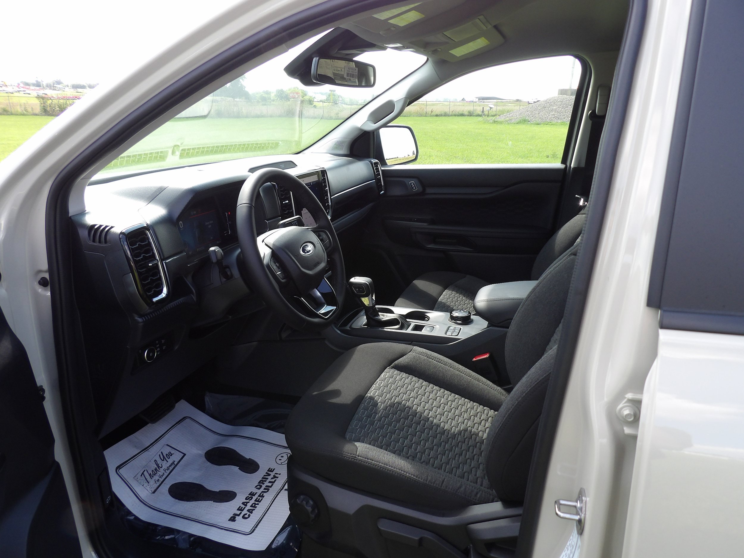 New 2026 Ford Ranger XLT w/ Black Appearance Package AWD/4WD image 12