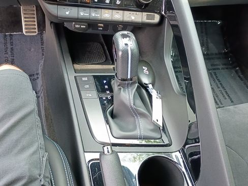 Used 2025 Hyundai Elantra N FWD image 21