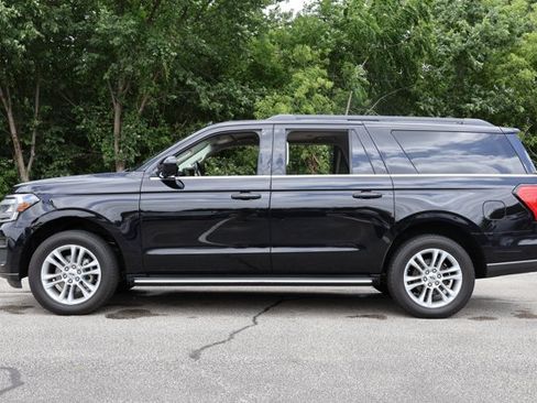 Used 2022 Ford Expedition Max XLT AWD/4WD image 8