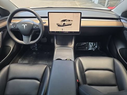 Used 2023 Tesla Model 3 Standard Range RWD image 11