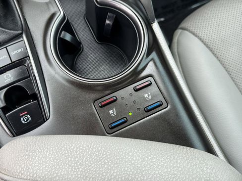 Used 2021 Toyota Camry XSE w/ Navigation Package image 21