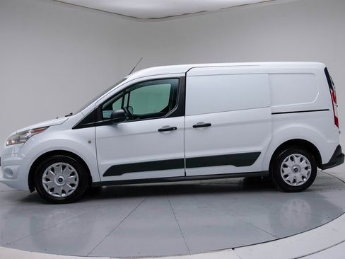Used 2018 Ford Transit Connect XLT image 2