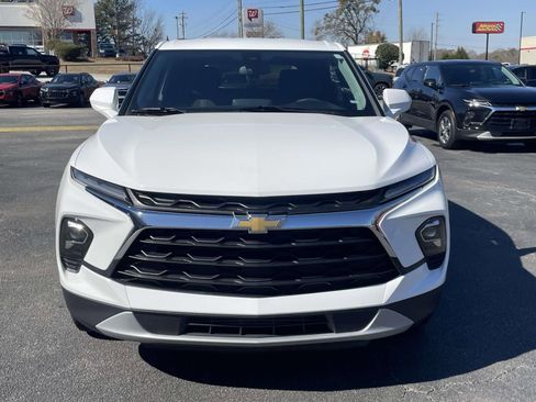 Used 2023 Chevrolet Blazer LT image 8