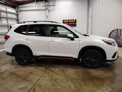 Used 2022 Subaru Forester Sport w/ Popular Package #2 AWD/4WD image 2