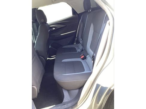 Used 2023 Chevrolet TrailBlazer LT w/ Convenience Package AWD/4WD image 12