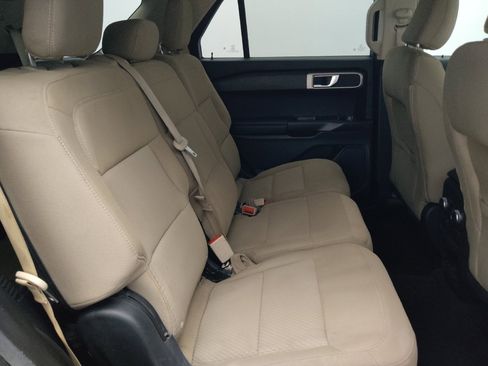 Used 2021 Ford Explorer 2WD image 19