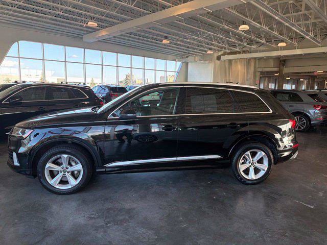 Certified 2023 Audi Q7 2.0T Premium w/ Convenience Package AWD/4WD image 2