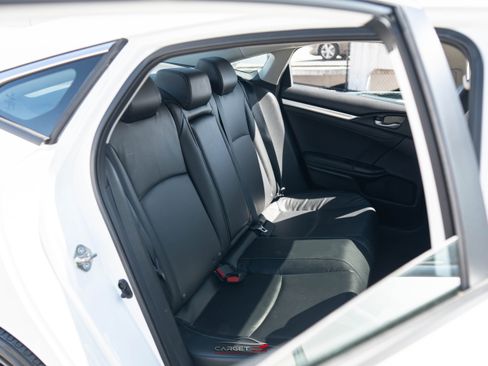 Used 2019 Honda Civic EX-L image 18