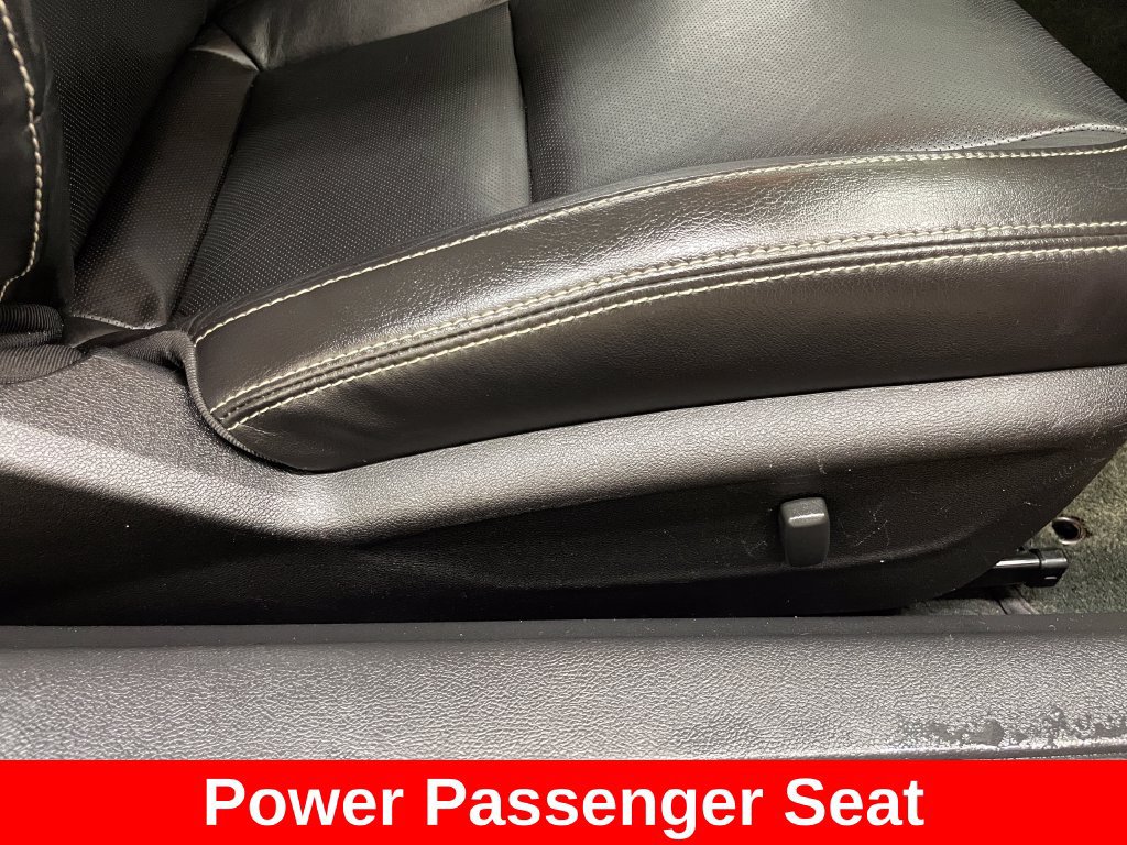 Used 2010 Chevrolet Camaro SS RWD image 9