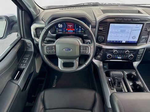 Used 2023 Ford F150 Lariat w/ Trailer Tow Package image 24