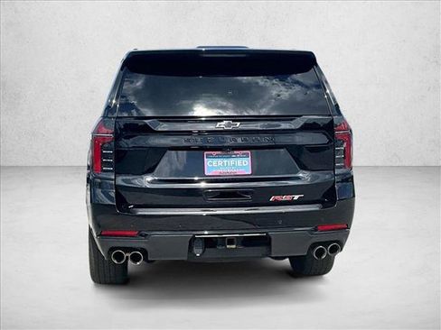Certified 2025 Chevrolet Suburban RST image 4