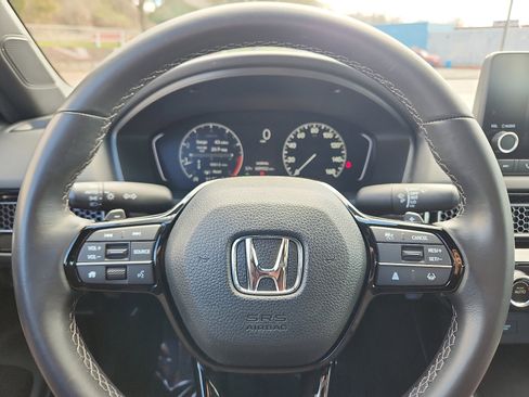 Used 2023 Honda Civic Sport image 18