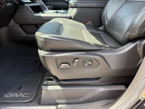 Used 2024 GMC Sierra 2500 Denali AWD/4WD image 29